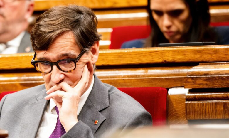 Каталонский парламент откладывает бюджет: неожиданный поворот и новые переговоры