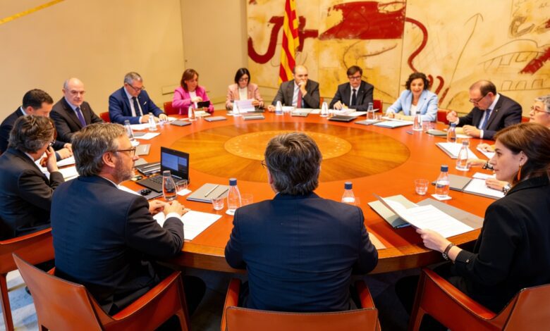 Catalan budget in jeopardy 9 billion euros may go towards debt repayment