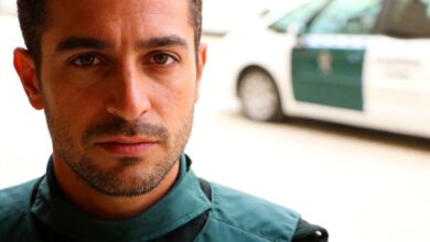 В Гранаде стажёр Guardia Civil спасла женщину после ДТП