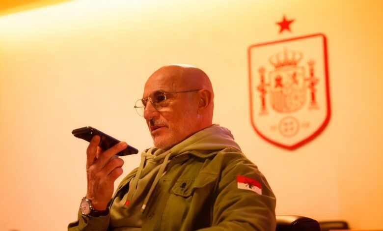 Четыре вратаря и новые лица: что задумал De la Fuente — интрига в сборной Испании