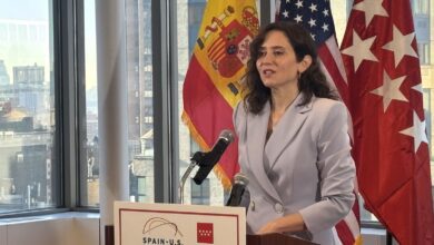 Ayuso требует снижения налогов на топливо и энергию из-за кризиса в Иране RUSSPAIN.COM