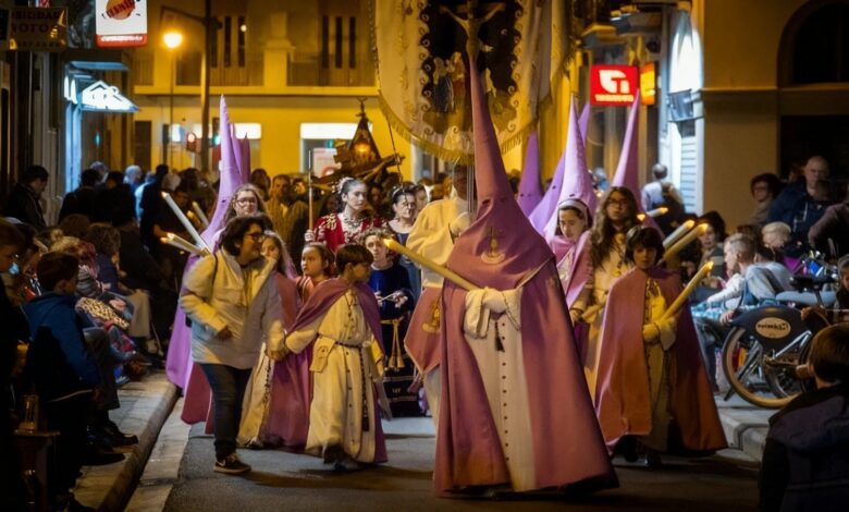 Сдвиг дат и миллионы поездок: как изменится Semana Santa 2026 в Испании