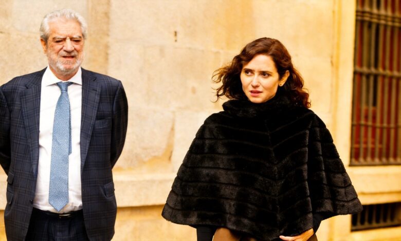 Мадридский суд вызывает советника Айюсо из-за утечки данных журналистов