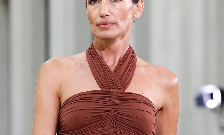 Модель из Мадрида выходит замуж в Париже и снимается у Альмодовара