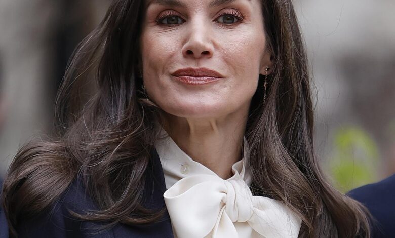 Знаменитости поддерживают королеву Летисию: неожиданный тренд в Испании