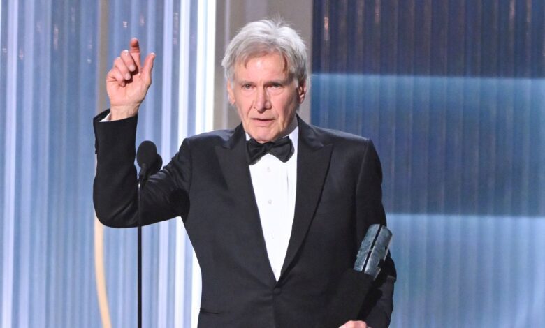 Харрисон Форд удивил зал шуткой о возрасте и слезами на премии актеров