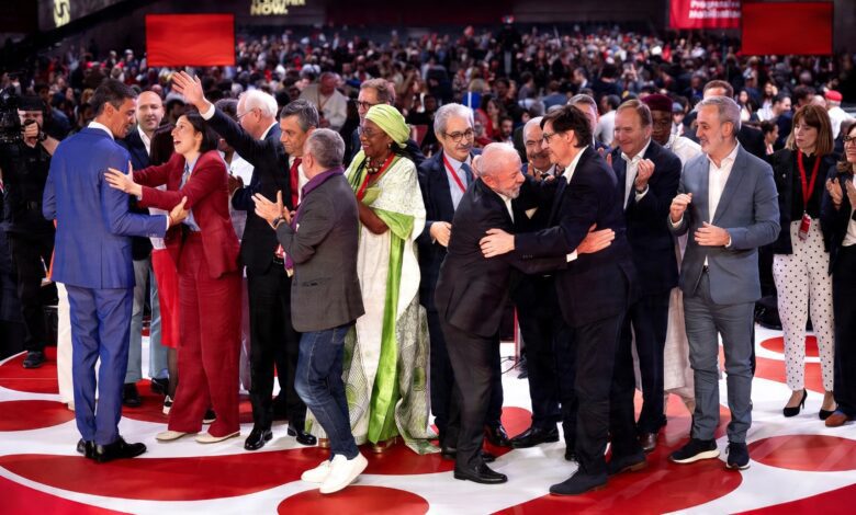 Aznar Foundation Harshly Attacks Barcelona Summit: Accusations Against Sánchez