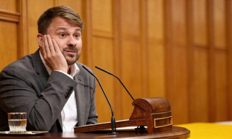 PP предлагает снизить порог дохода для статуса уязвимых семей до 900 евро