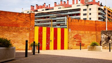 Стадионный конфликт в Барселоне: Sant Andreu не готов менять искусственный газон RUSSPAIN.COM