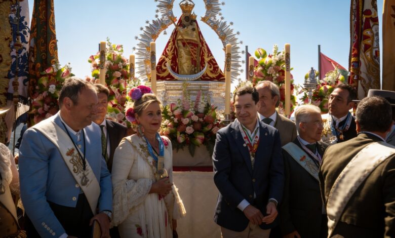 Морено делает ставку на народные праздники в преддверии выборов в Андалусии