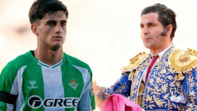 Символичный жест сына Morante de la Puebla после тяжелой травмы отца RUSSPAIN.COM