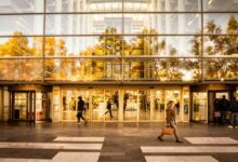 Суды Валенсии поддержали строгие ограничения для игорных заведений рядом со школами RUSSPAIN.COM