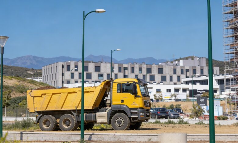 En Málaga 7100 solicitudes para 62 pisos con piscina quien optará a la vivienda