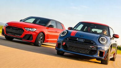 Audi A1 40 TFSI и Mini John Cooper Works: дуэль городских спорткаров на грани сегмента RUSSPAIN.COM