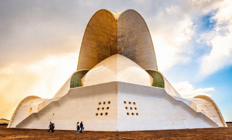 Tenerife authorities to determine fate of major landmark renovation