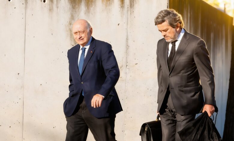 Kitchen case trial Former minister and police under investigation in Spain