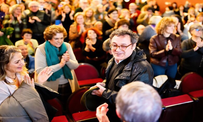 В Сантьяго готовят редкий гражданский акт в честь экс-фискала Гарсия Ортиса
