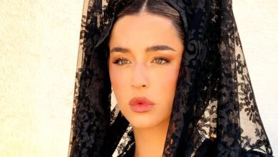 Лола Индого исполнила обещание бабушке на процессии в Гранаде RUSSPAIN.COM