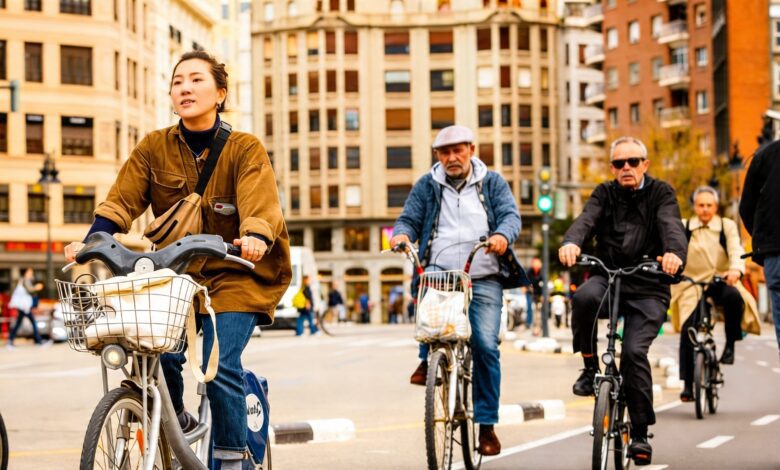 Valencia Steps Up Battle for the City: Tourism, Housing, and Political Disputes