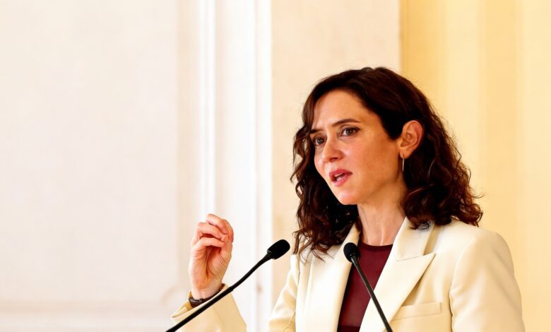 Власти Мадрида девять раз подчеркнули принудительность реестра по абортам