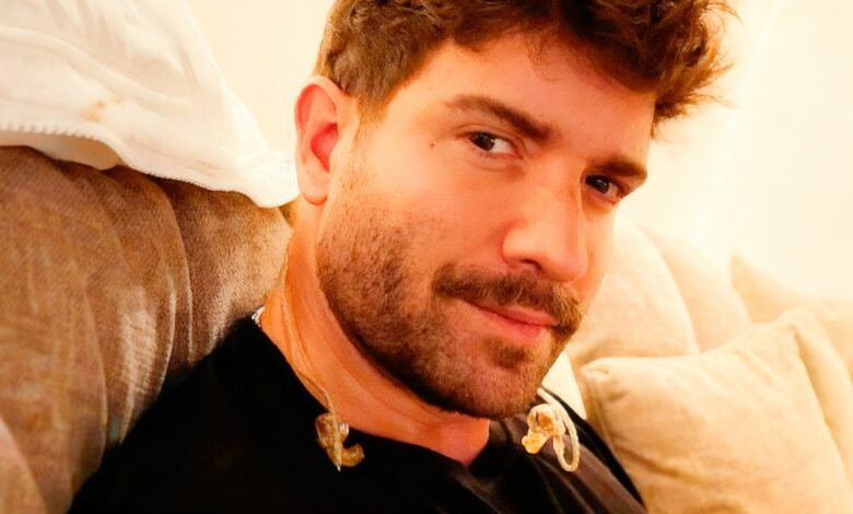 Pablo Alborán reveals his partner for the first time photo with Juan Sesma from Madrid