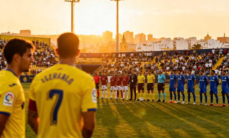 Кадис и Лас-Пальмас на грани: решающий матч в борьбе за выживание