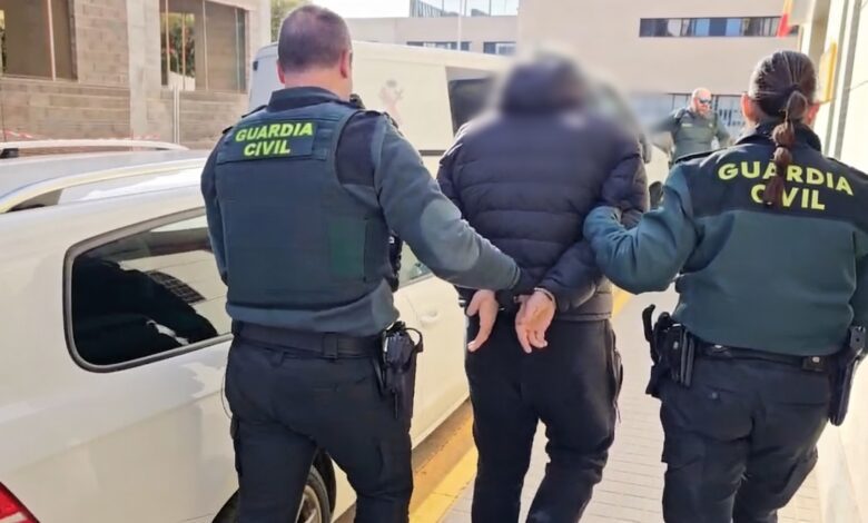 В Валенсии задержаны двое за нападения на мигрантов с электросамокатами