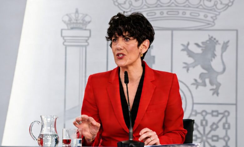 In-person Applications for Migrant Legalization Begin in Spain