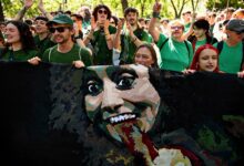 В Мадриде массовая акция против сокращения финансирования школ и вузов