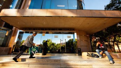 Отец и сын предстанут перед судом за стрельбу из окна в Мадриде RUSSPAIN.COM