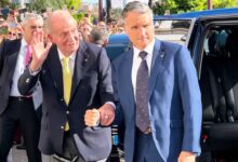 Финалисты премии обсуждают реакцию на визит монарха