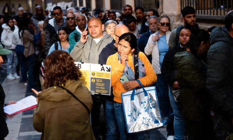 Mass Legalization Applications Begin in Spain Queues Delays and Surprising Challenges