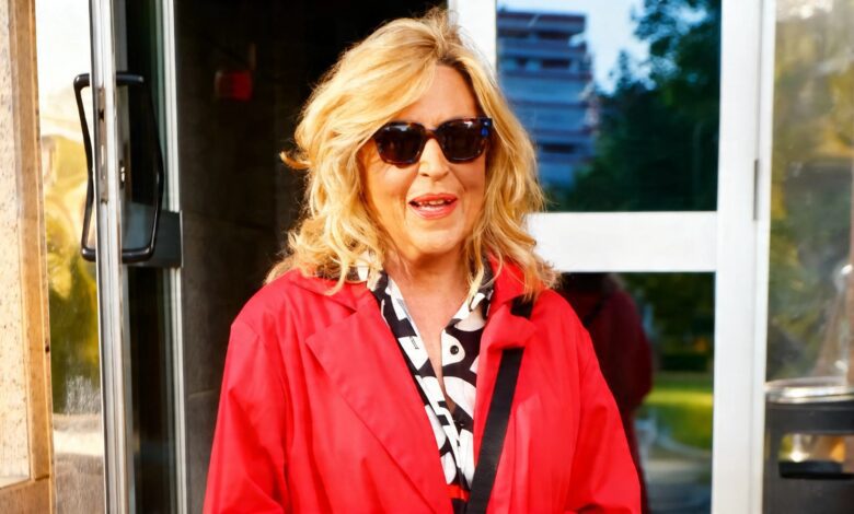 Муж Лидии Лосано проходит реабилитацию после тяжёлой инфекции позвоночника