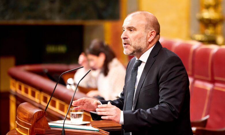 Второй провал запрета бурки: почему депутаты не могут договориться