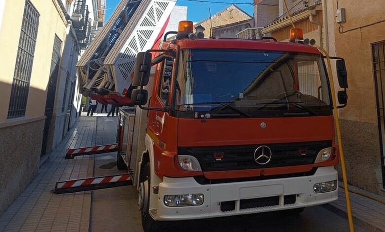 В Бенидорме после завершения работ на высотке рухнула конструкция: улица перекрыта