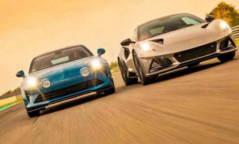 Alpine A110 GTS y Lotus Emira Turbo SE: duelo de los últimos deportivos ligeros de la era de los motores de combustión