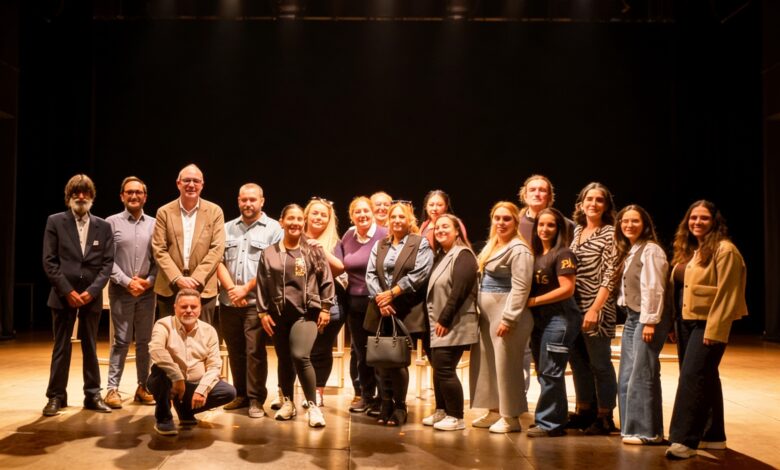 В Севилье выявили нестандартные методы поддержки психического здоровья в бедных районах