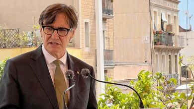 В Каталонии вводят автоматические выплаты до 200 евро для ожидающих помощи по уходу RUSSPAIN.COM