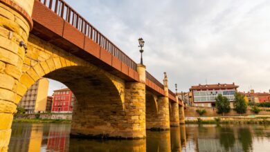 В центре Миранды де Эбро исчез бронзовый бюст Сервантеса — полиция ищет следы RUSSPAIN.COM