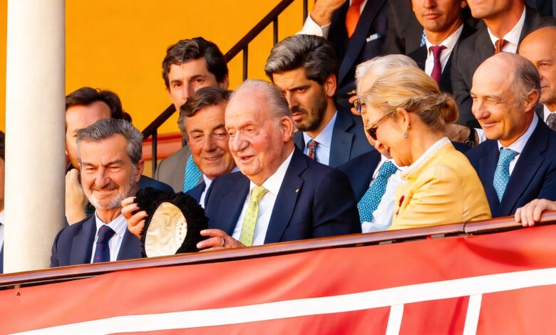 Возвращение короля: почему Хуан Карлос I задерживается в Испании дольше обычного