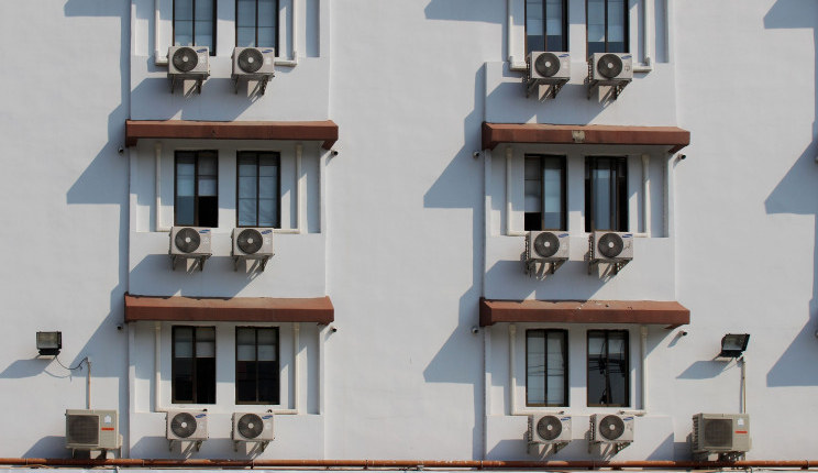 2/3 испанцев в своих жарких условиях обходятся без кондиционеров