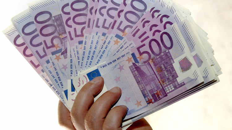 Сколько зарабатывают работники Еврокомиссии