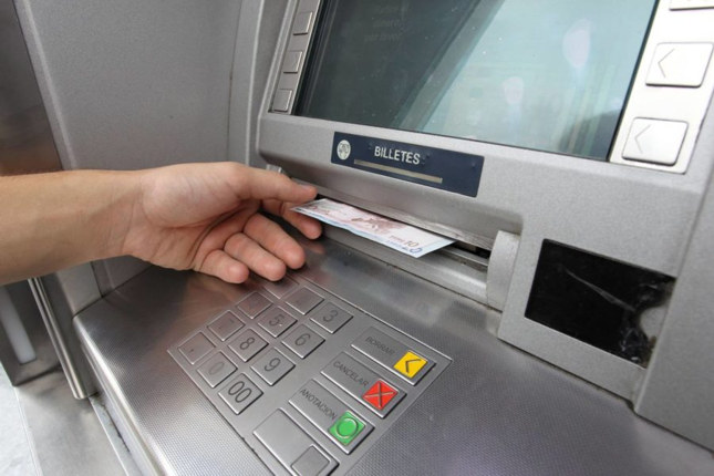 Клиенты ВТБ и трансакций по картам в Испании. Подробности