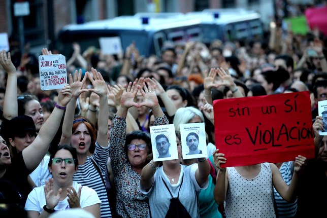 Испания. Право сексуальной свободы. Приставание на улице – преступление.