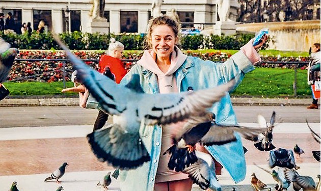 Звезда «Полицейского с Рублевки» сбежала в Испанию