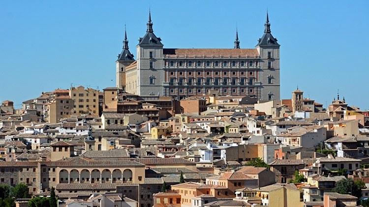 Испания готовится к встрече в Толедо глав МИД и обороны стран ЕС. Обсудят Украину