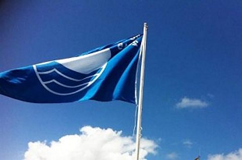 Голубой флаг пляжа