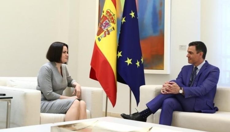 Испания 100 лет назад ставила свою визу в «пашпарт», выданный НПО. История повторяется