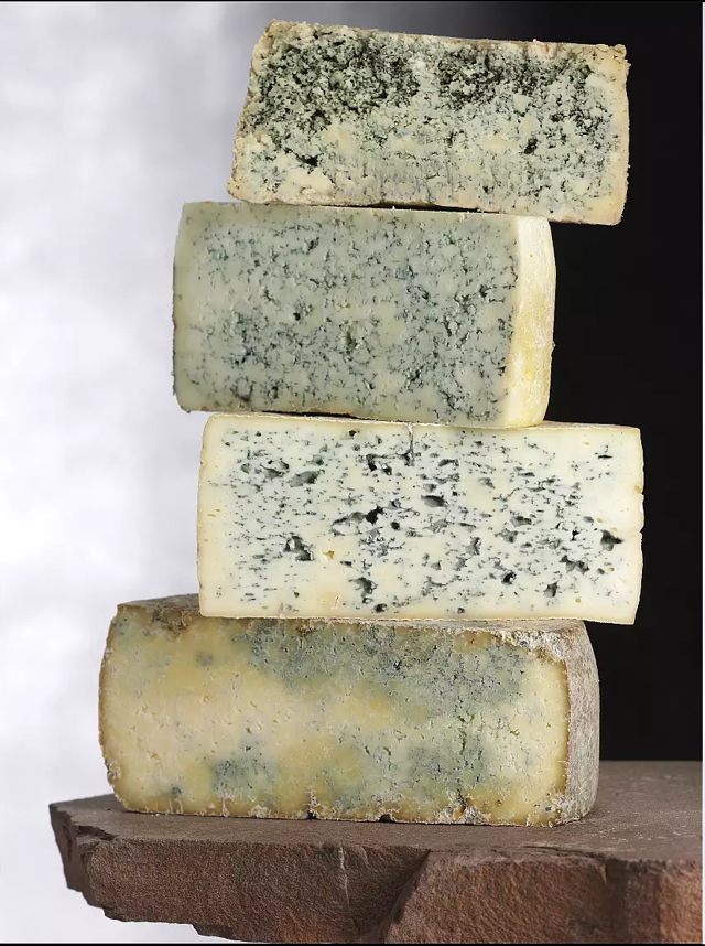 Кабралес, голубой сыр из непастеризованного коровьего молока© ICEX/Luis Carré