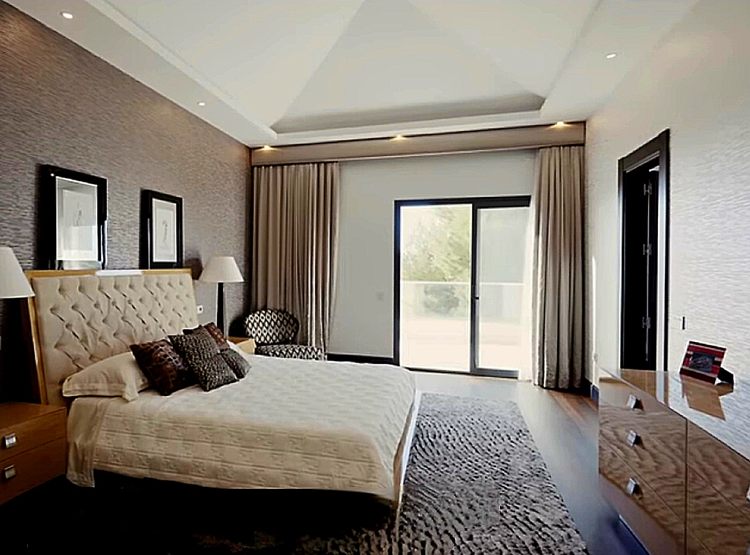 Скрывавший нажитое богатство в Испании военком Одессы сбежал за границу